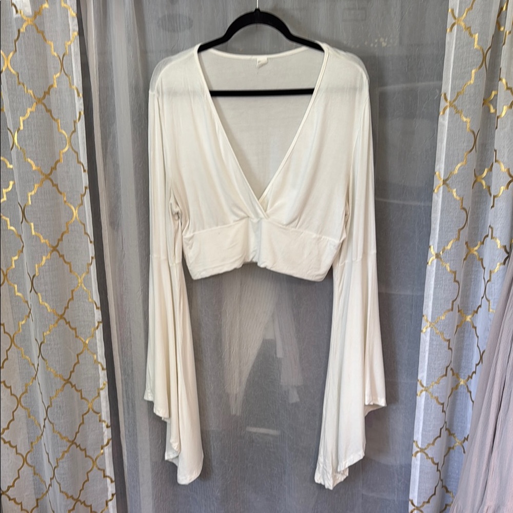 Off-white Long Sleeve Crop Top